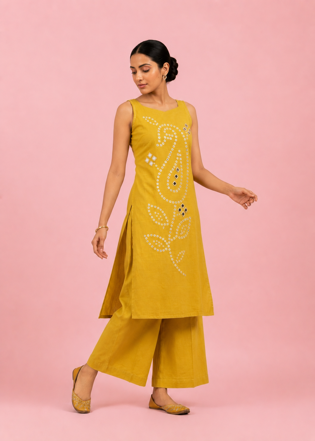 Bandhani Mirror Kurta Set
