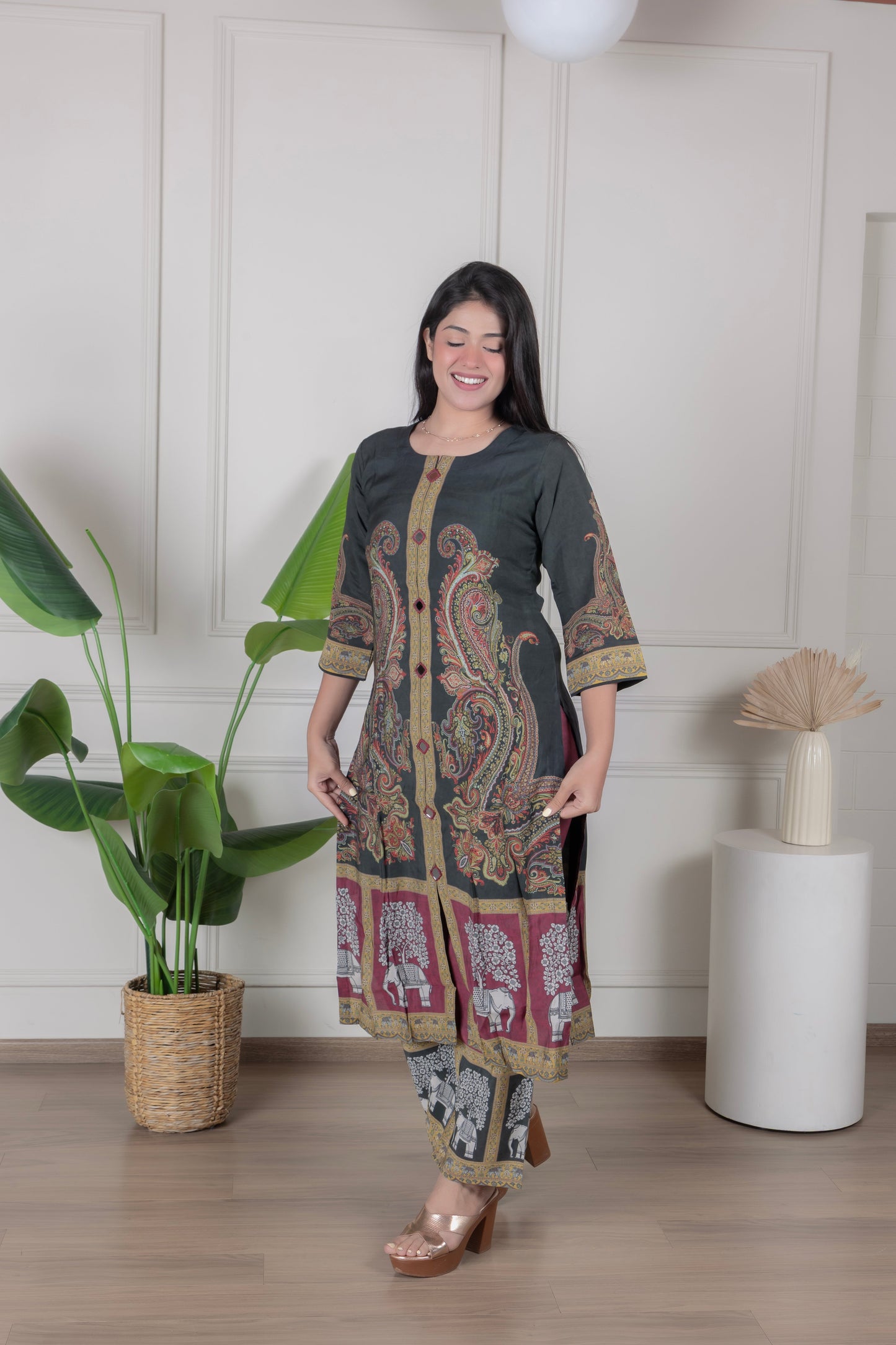 Grey Elephant Motif Set