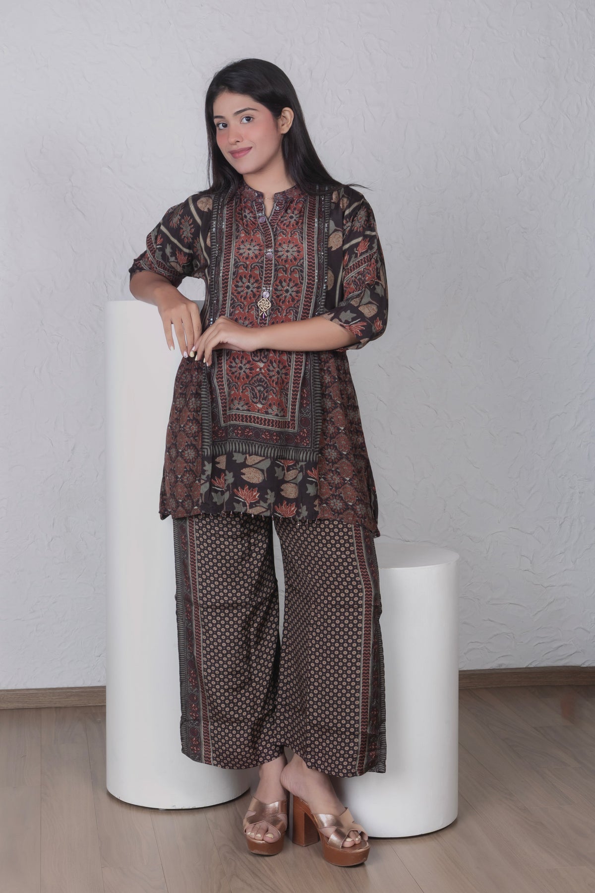 Earthy tunic coord set - Black