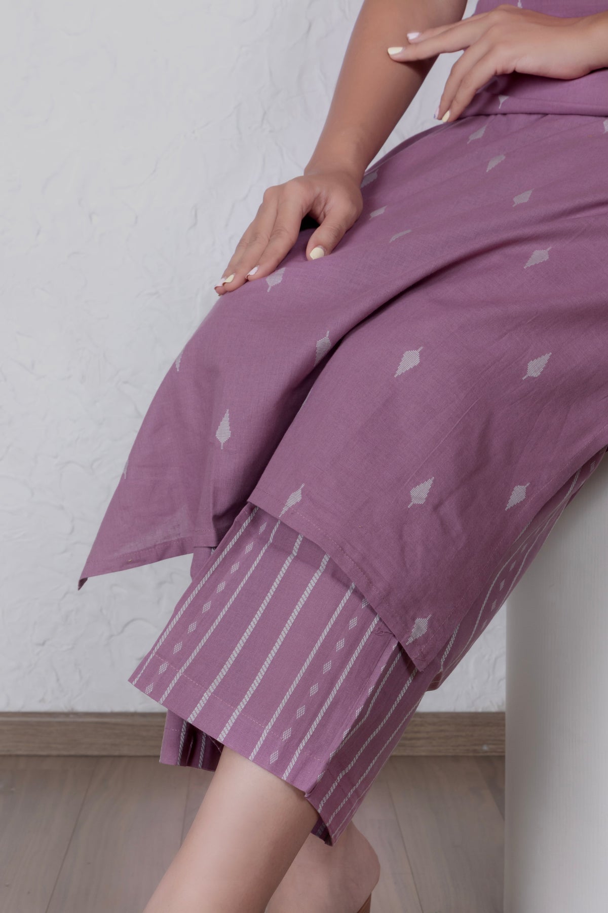 Sleeveless Tassel-Detail Kurta Set - Pink