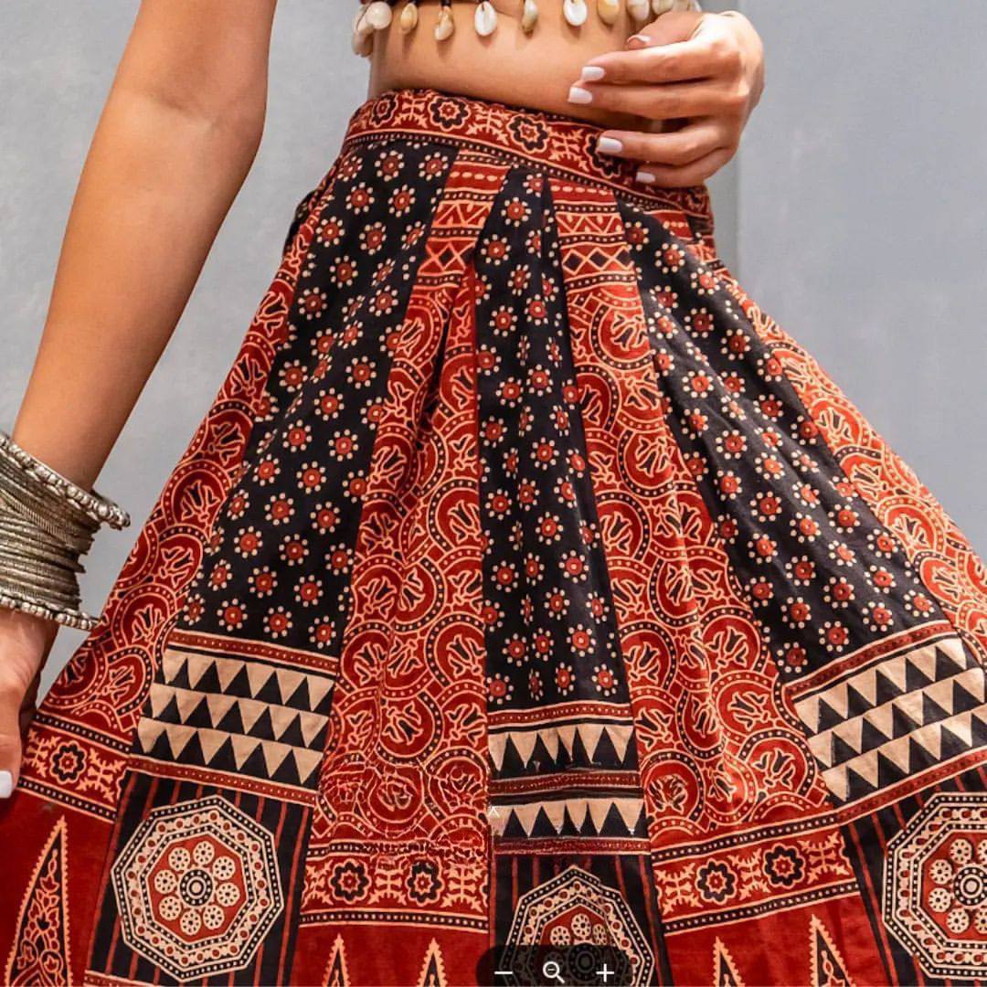 COFFEE ROCK WITH THIS PRINTED AND  KODI LACE NAVRATRI LEHENGA CHOLI